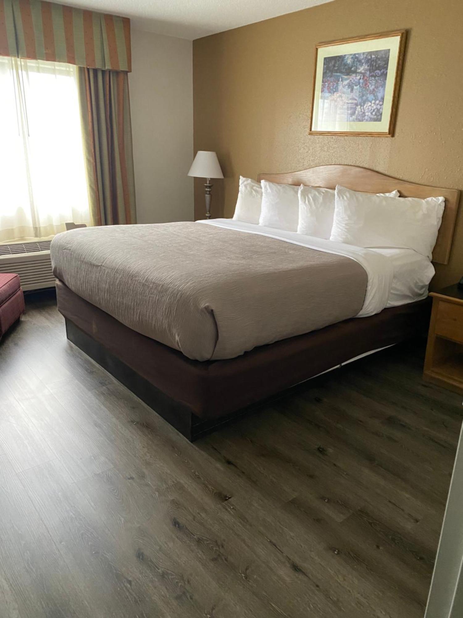 Quality Inn Perrysburg Exteriér fotografie