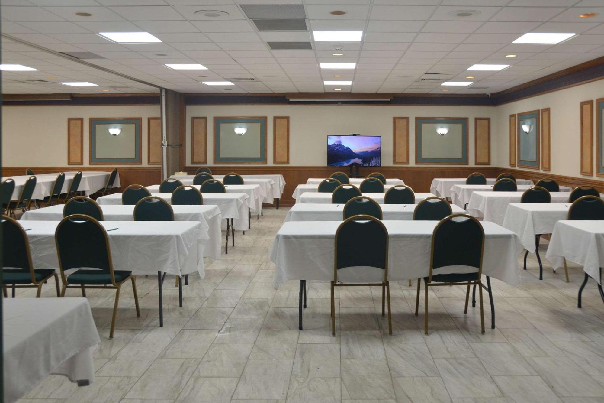 Quality Inn Perrysburg Exteriér fotografie